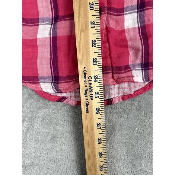 Maurices Small Pink Flannel Button Down Shirt Crochet Down Side Western Preppy - Picture 3 of 9